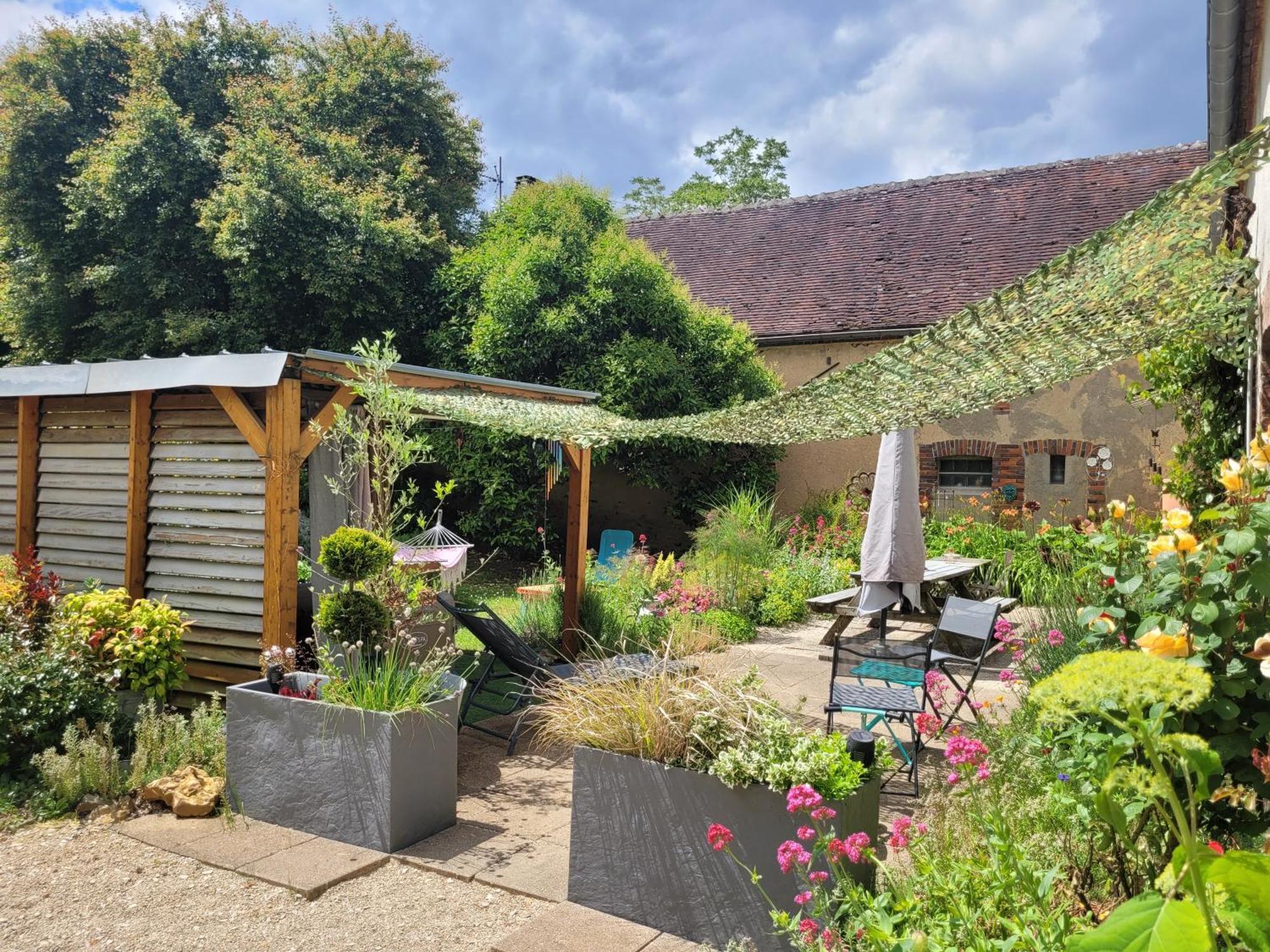 Maison Feerique Et Ludique, Avec Jeux De Piste Saint-Romain-le-Preux Exteriör bild